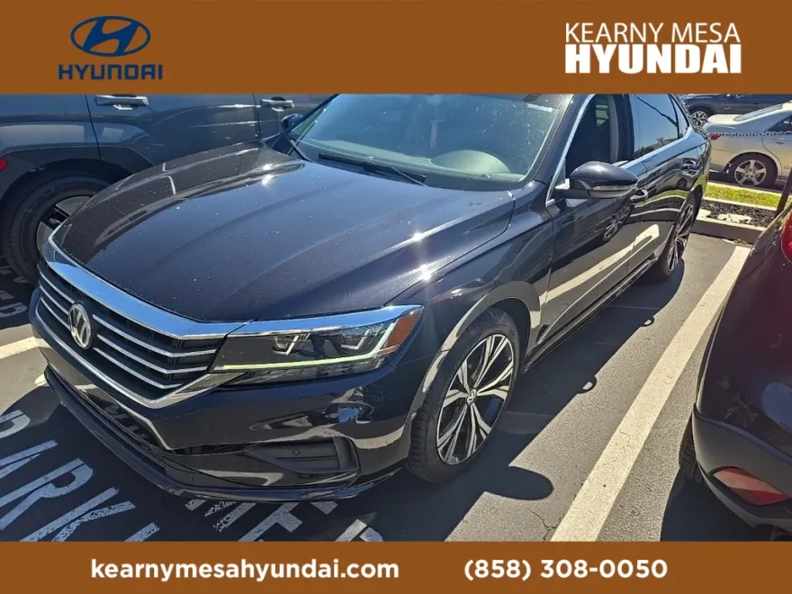 2020 Volkswagen Passat 2.0T SEL photo 1