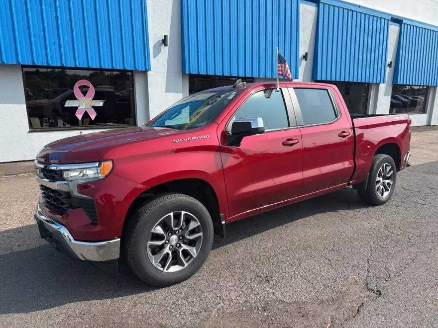 2022 Chevrolet Silverado 1500 LT photo 1