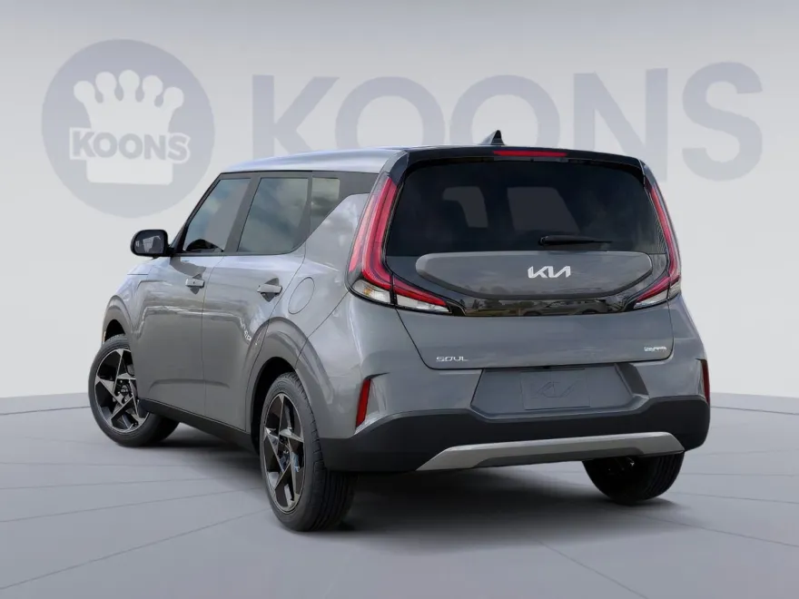 2025 Kia Soul EX photo 1