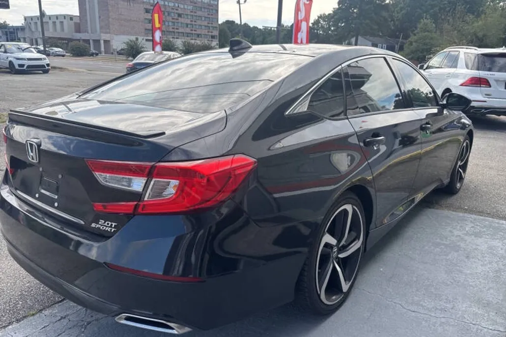 2018 Honda Accord Sport photo 1