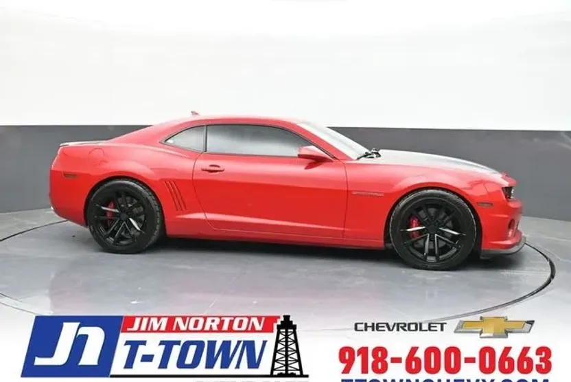 2013 Chevrolet Camaro SS photo 1