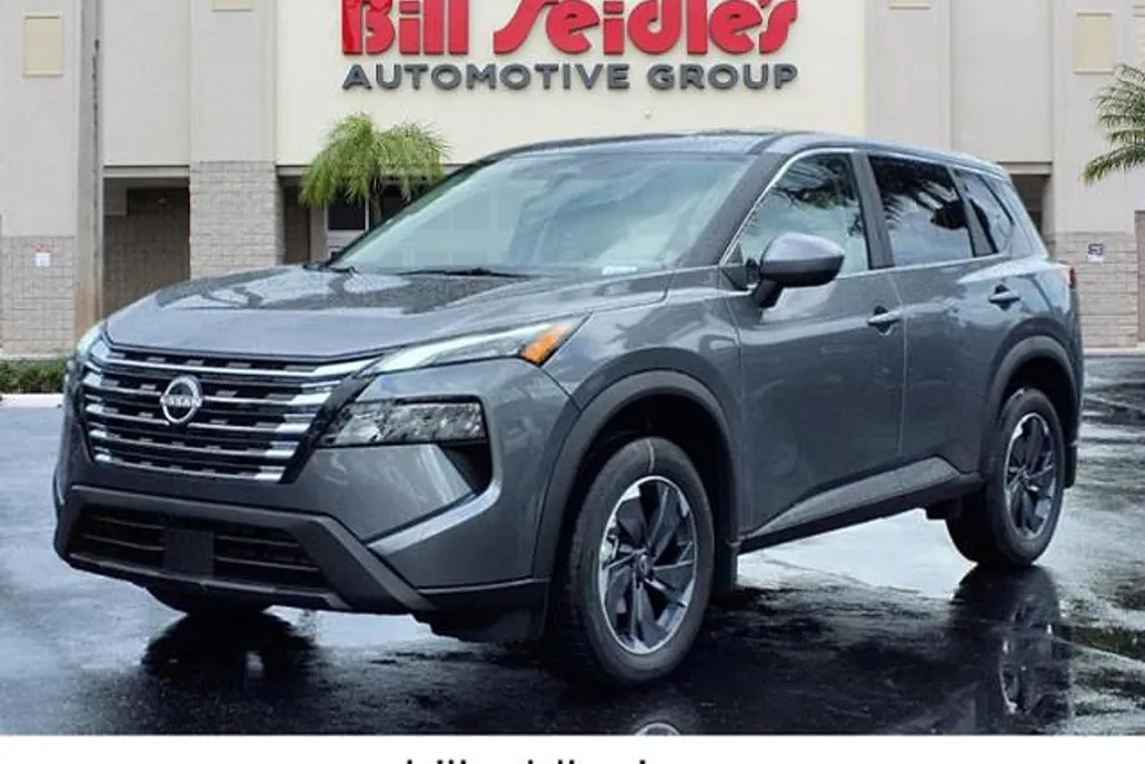 2026 Nissan Rogue SV photo 1