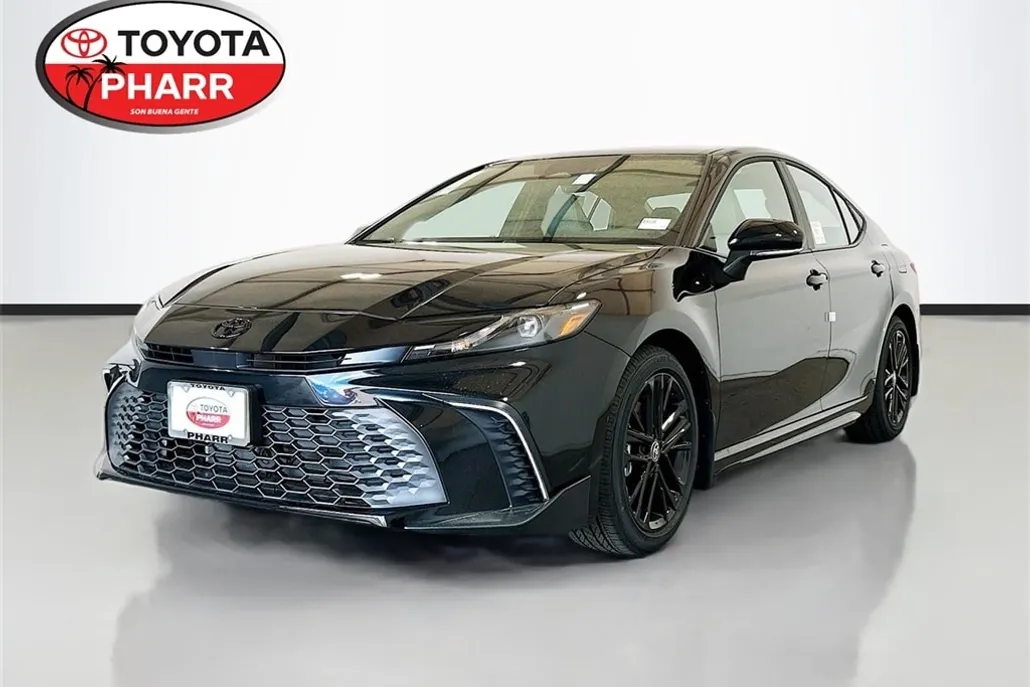 2026 Toyota Camry SE photo 1