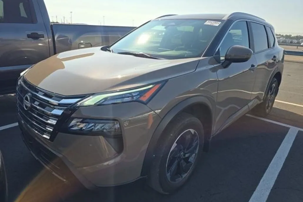 2024 Nissan Rogue SV photo 1