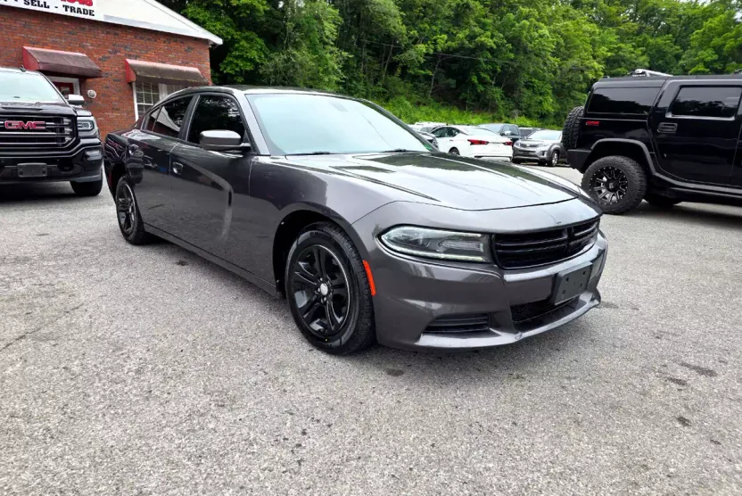 2020 Dodge Charger SXT photo 1