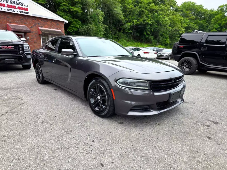 2020 Dodge Charger SXT photo 1