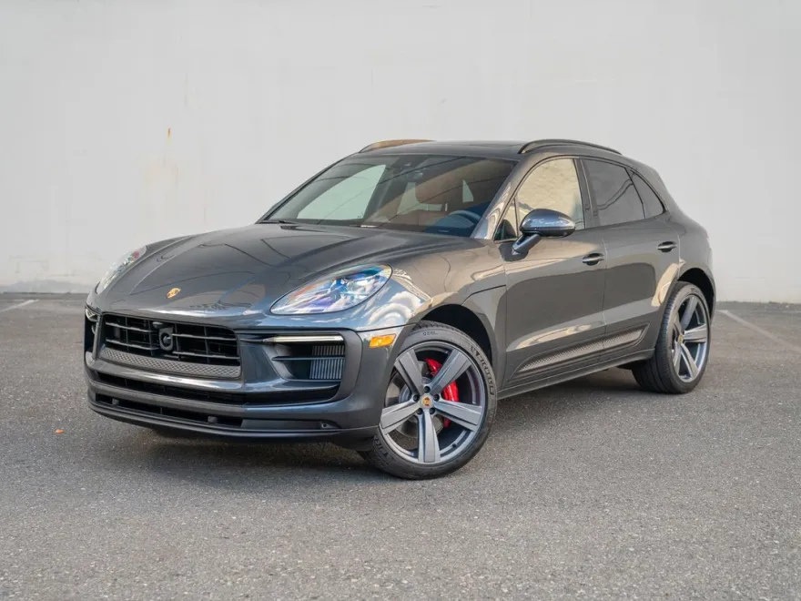 2025 Porsche Macan S photo 1
