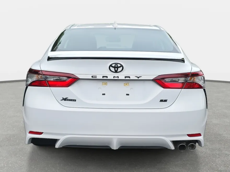 2023 Toyota Camry SE photo 1