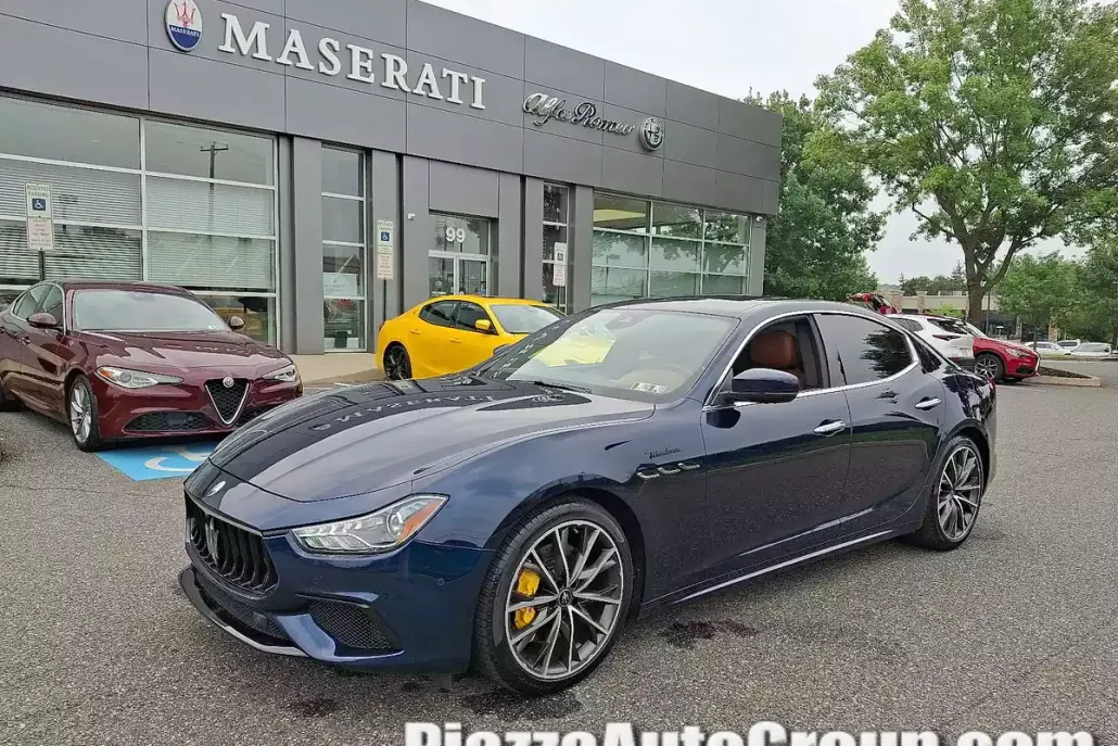 2022 Maserati Ghibli Modena Q4 photo 1