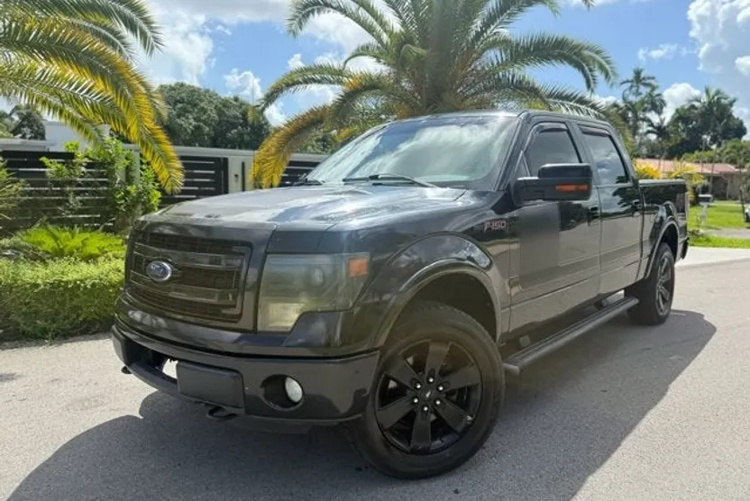 2013 Ford F-150 XL photo 1