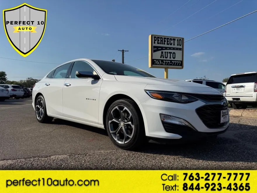 2019 Chevrolet Malibu RS photo 1