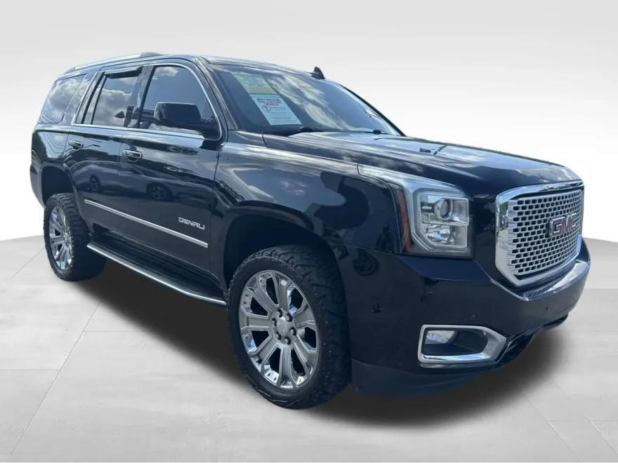 2017 Gmc Yukon Denali photo 1