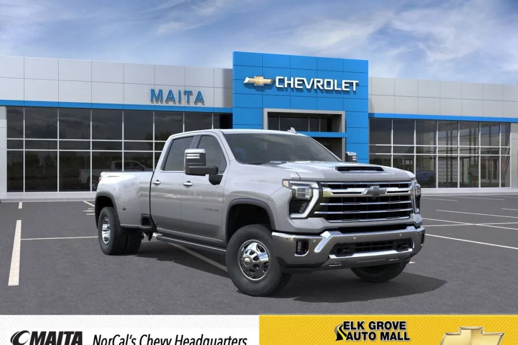 2026 Chevrolet Silverado 3500HD LT photo 1
