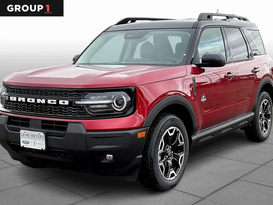 2025 Ford Bronco Sport Outer Banks photo 1