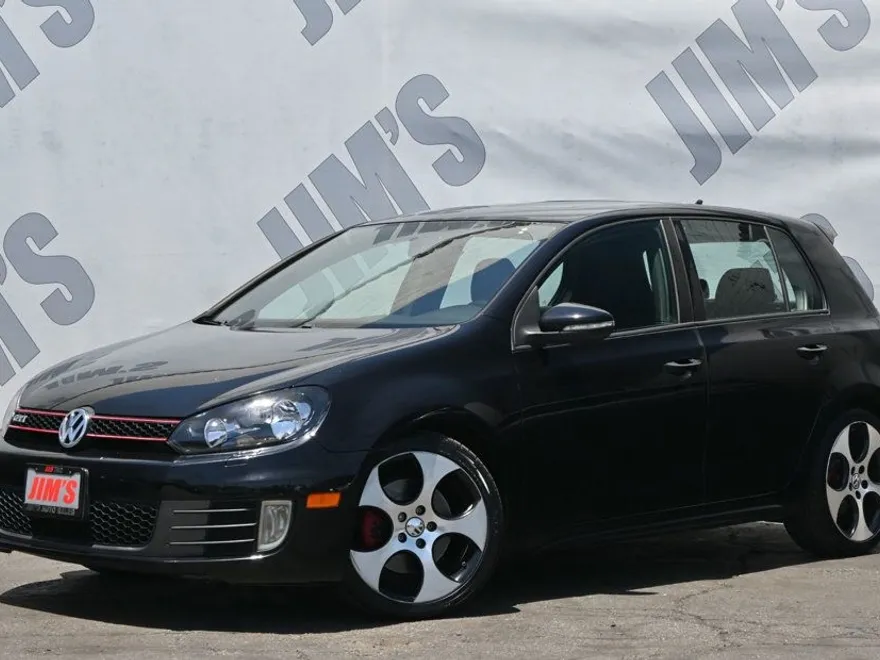 2011 Volkswagen Golf GTI photo 1