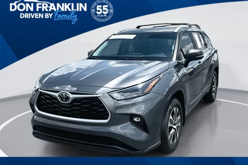 2023 Toyota Highlander L photo 1