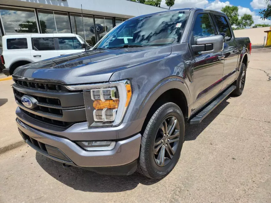 2022 Ford F-150 Lariat photo 1