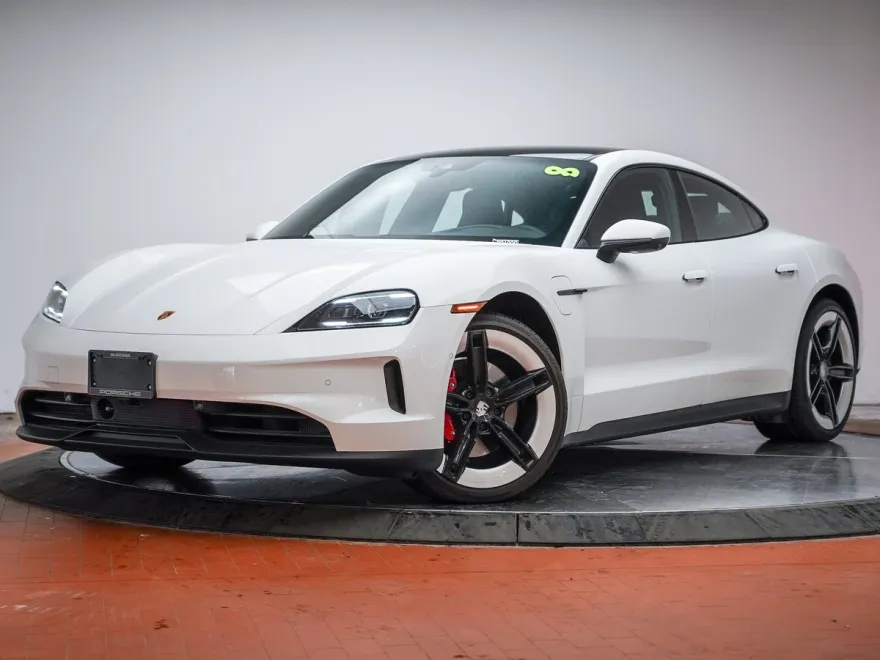 2025 Porsche Taycan 4S photo 1