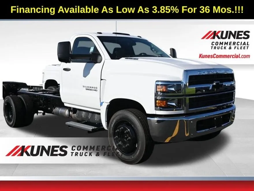 2024 Chevrolet Silverado 5500HD Work Truck photo 1