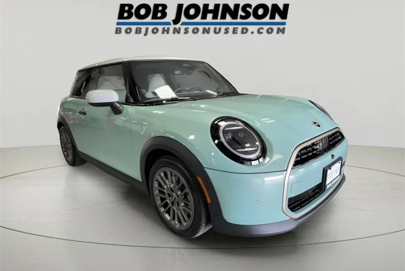2025 Mini Cooper 2 Door Hardtop photo 1