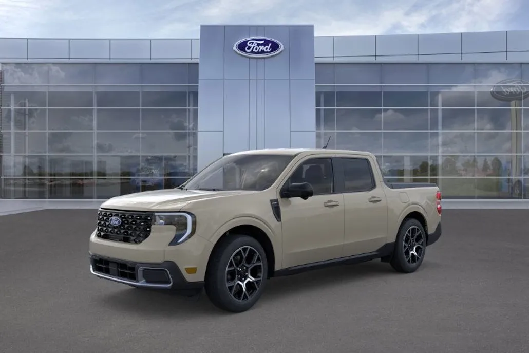2025 Ford Maverick Lariat photo 1