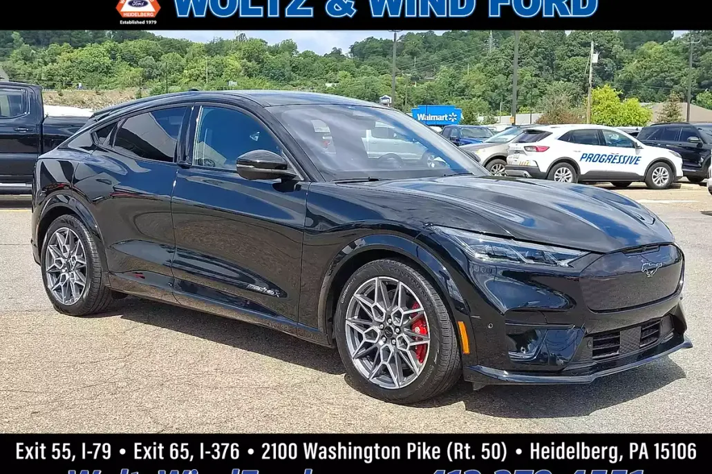 2024 Ford Mustang Mach-E GT photo 1