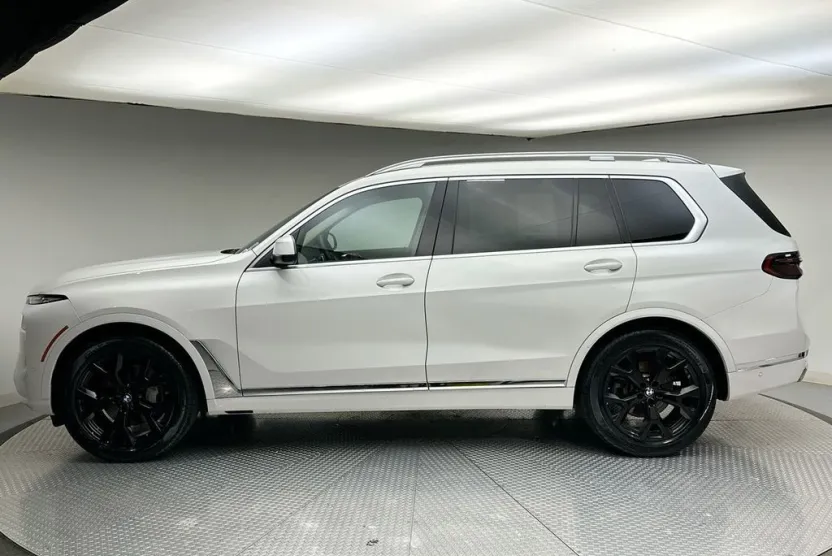 2024 Bmw X7 xDrive40i photo 1
