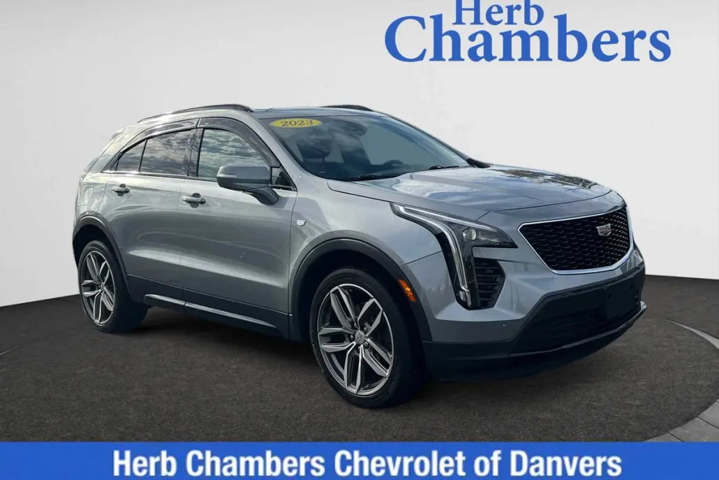 2023 Cadillac XT4 Sport photo 1
