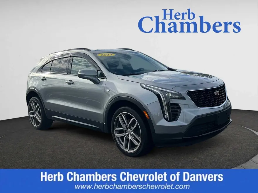 2023 Cadillac XT4 Sport photo 1