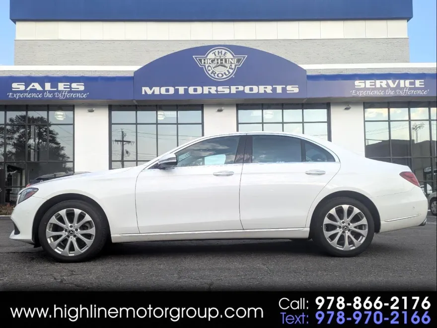 2018 Mercedes Benz E 300 4MATIC Sedan photo 1