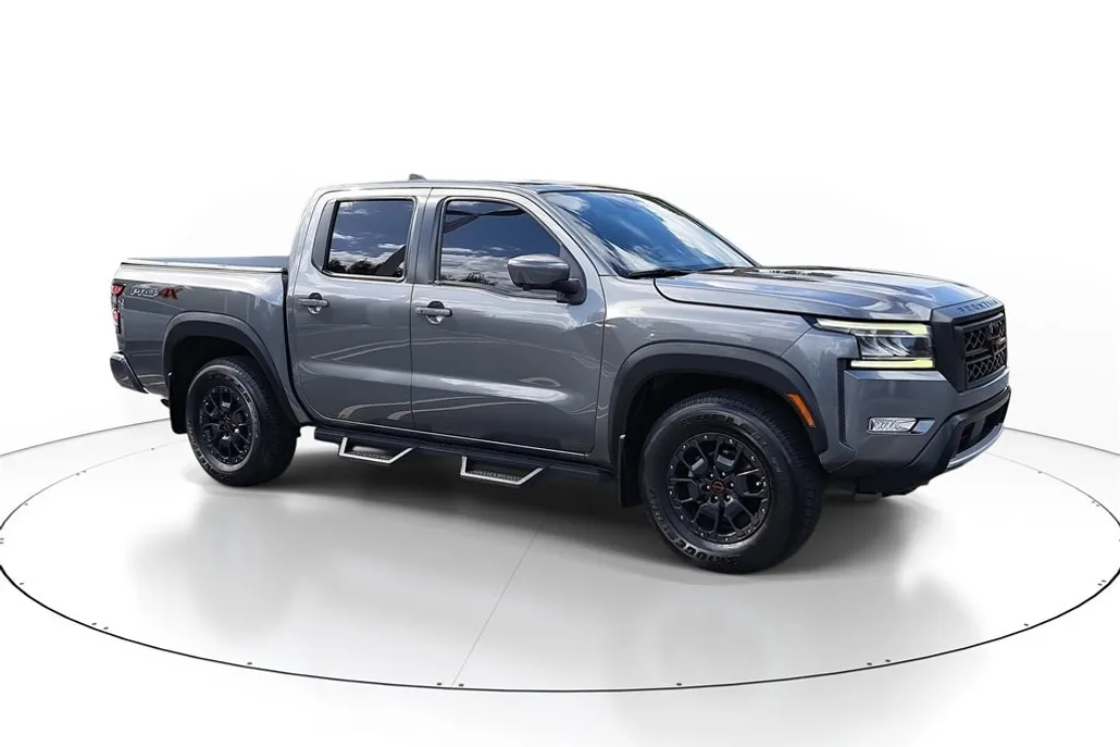 2022 Nissan Frontier PRO-4X photo 1