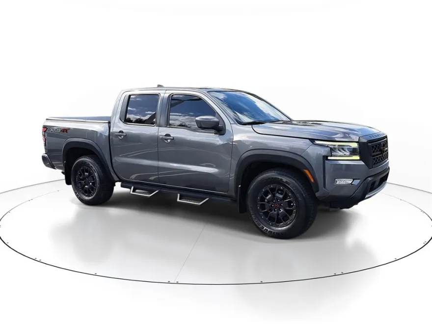 2022 Nissan Frontier PRO-4X photo 1