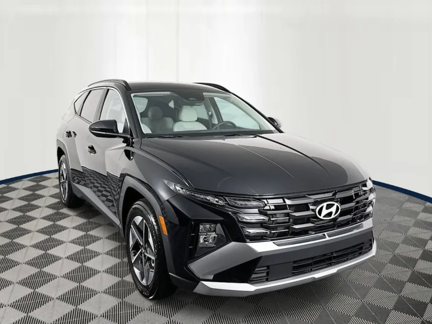 2025 Hyundai Tucson SEL photo 1