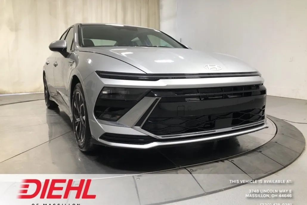 2025 Hyundai Sonata SEL photo 1
