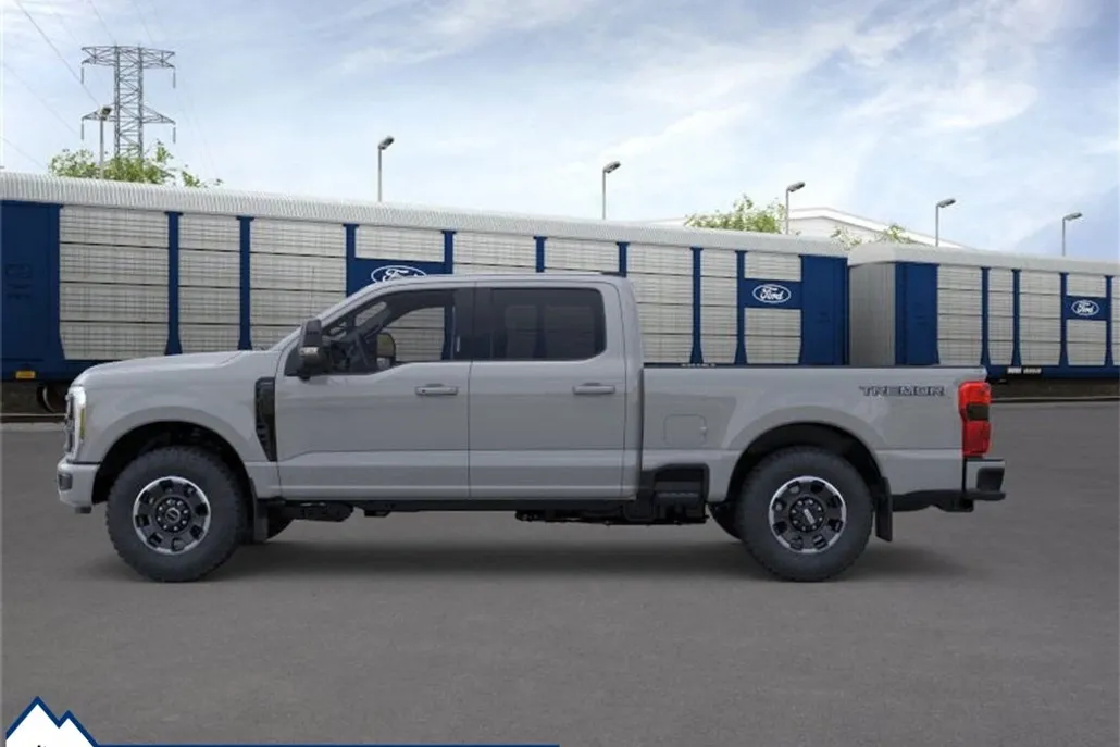 2026 Ford F-250 photo 1