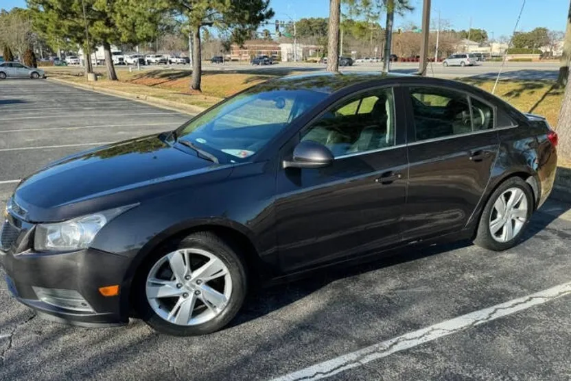 2014 Chevrolet Cruze Diesel photo 1