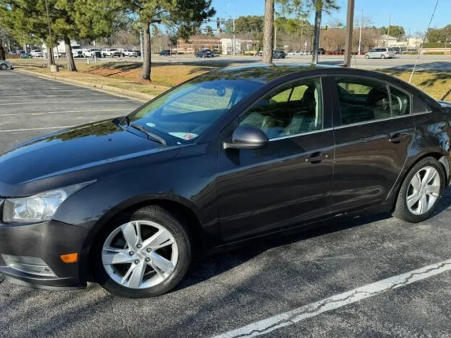 2014 Chevrolet Cruze Diesel photo 1