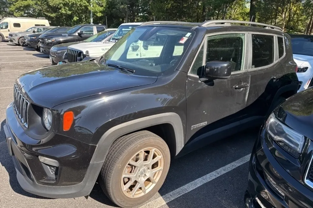 2020 Jeep Renegade Latitude photo 1