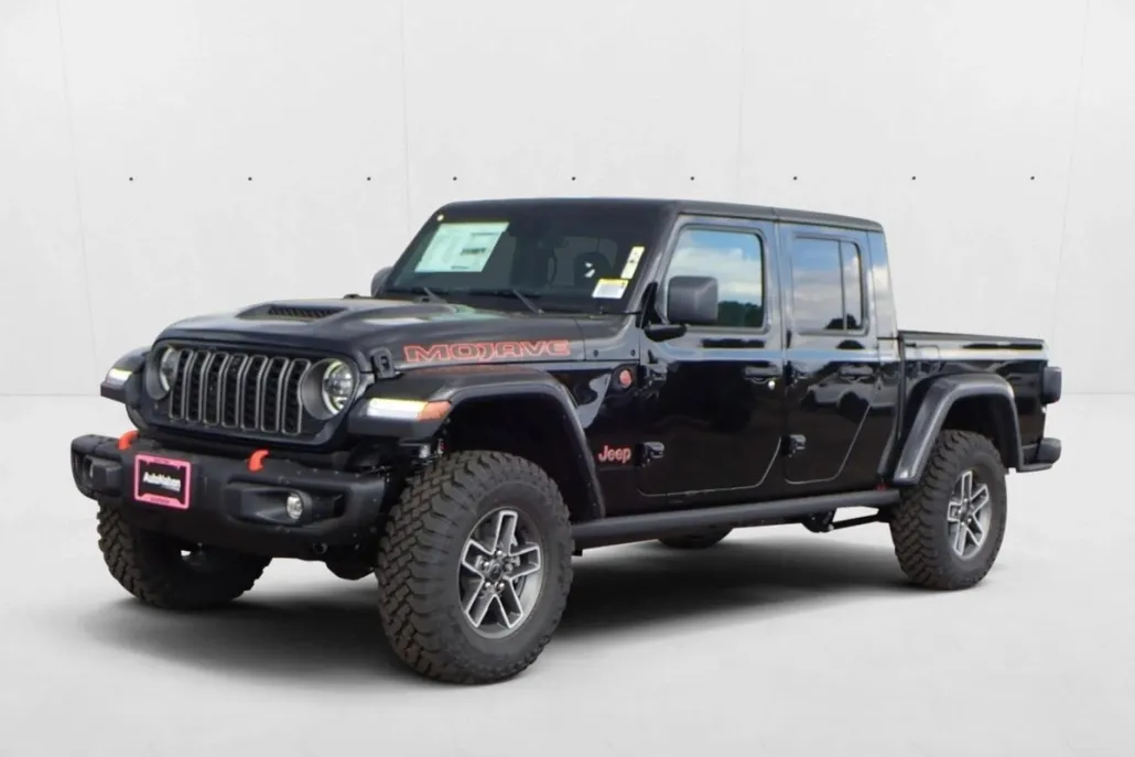 2025 Jeep Gladiator Mojave photo 1