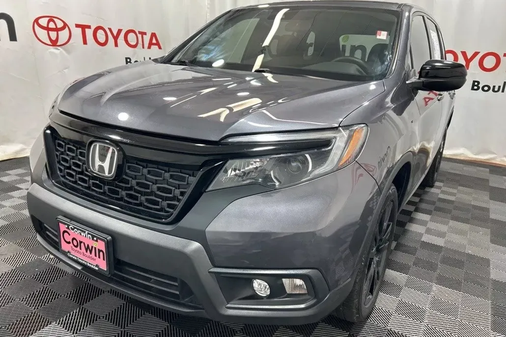 2021 Honda Passport Sport photo 1