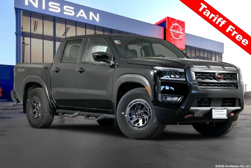 2025 Nissan Frontier PRO-X photo 1