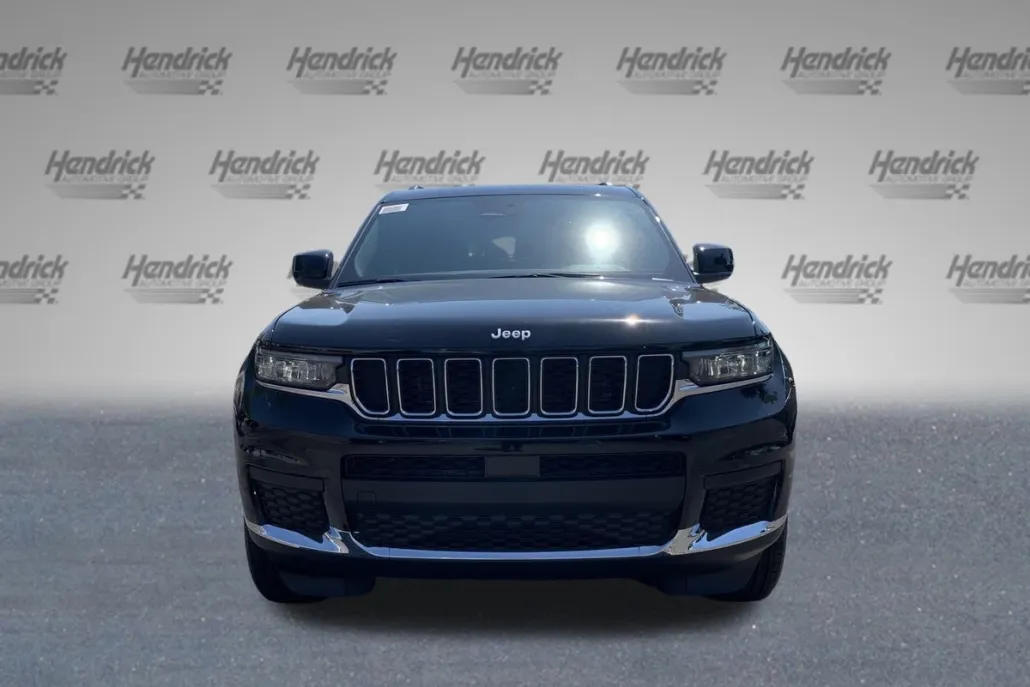 2025 Jeep Grand Cherokee Laredo X photo 1
