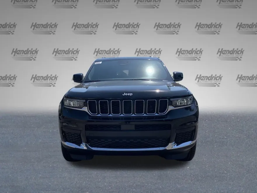 2025 Jeep Grand Cherokee Laredo X photo 1