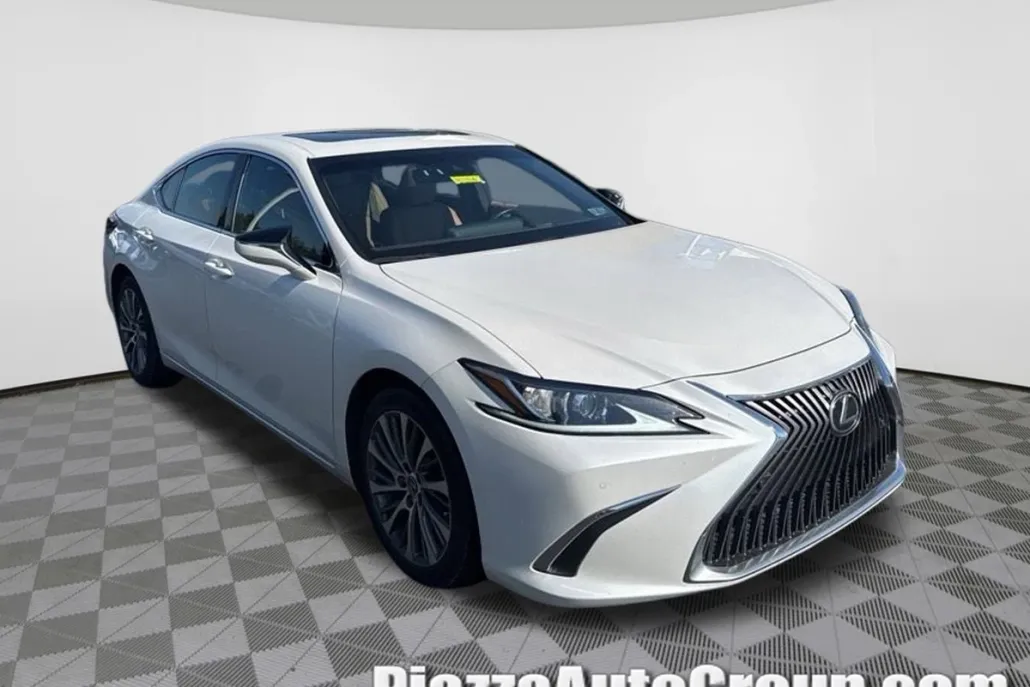 2019 Lexus ES 350 photo 1