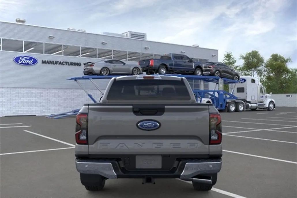 2025 Ford Ranger Lariat photo 1