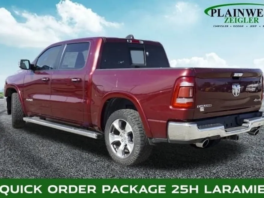 2019 Ram 1500 Laramie photo 1