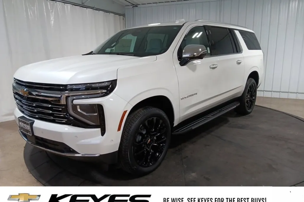 2025 Chevrolet Suburban Premier photo 1