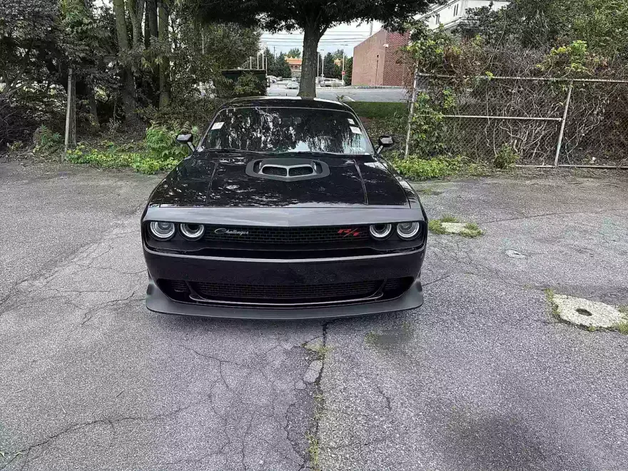 2022 Dodge Challenger R/T Scat Pack Widebody photo 1