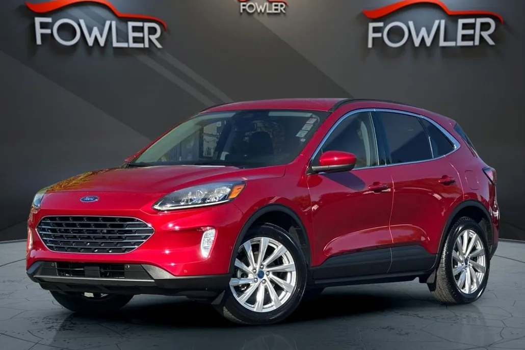 2022 Ford Escape Titanium photo 1