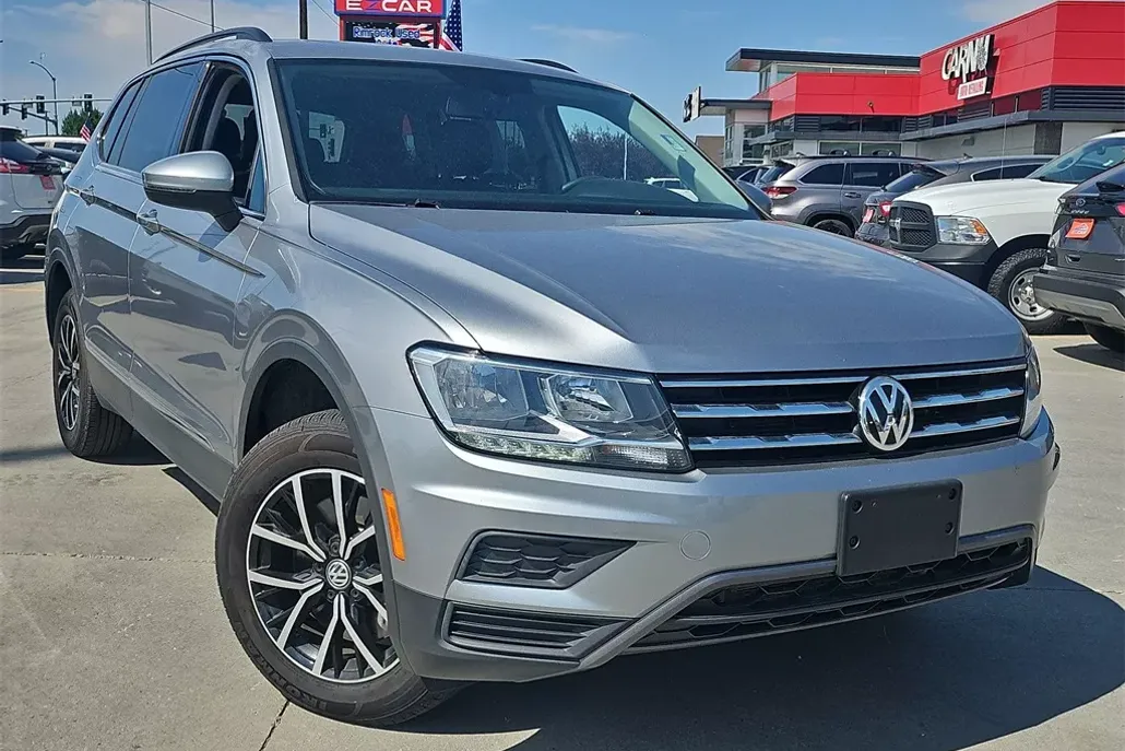 2021 Volkswagen Tiguan SE R-Line Black photo 1